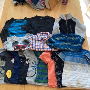 Lot of 15 items size 2T